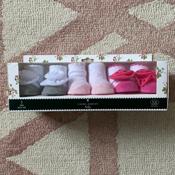 Laura Ashley 3 Pair Baby Girl Sock-Shoes - Picture 2 of 4